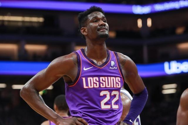 穆里尼奥找到新中场核心，B席未来可能担任后腰主力